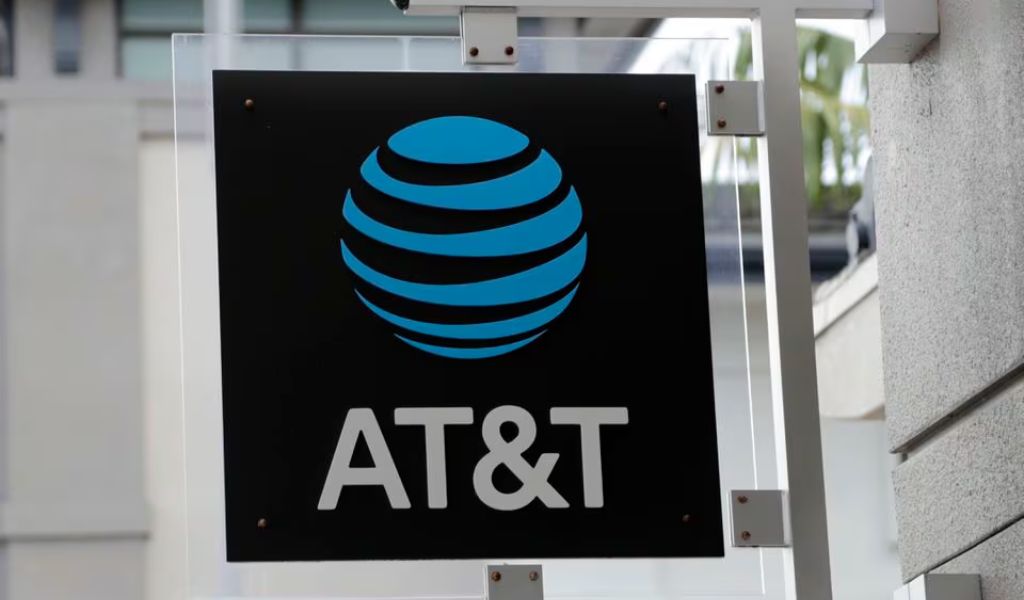 AT&T Alerts Customers to Significant Data Breach Essential Details Revealed