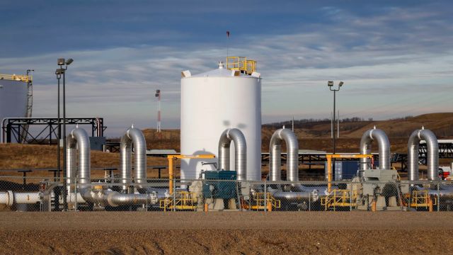 Federal Regulators Greenlight Expansion of Northwest Gas Pipeline Despite Public Opposition