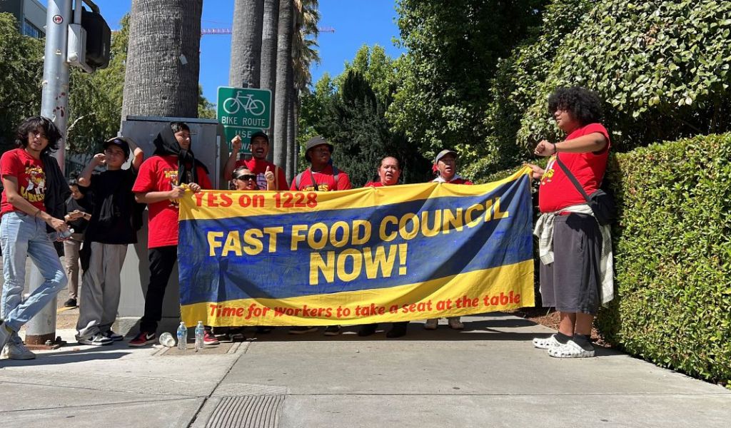 It's A Big Deal That California Raised The Minimum Wage For Fast Food Workers