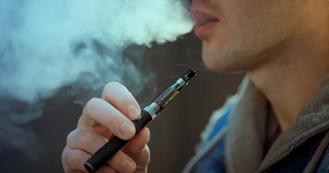 New Law Mandates Discipline Schools for Hundreds of North Texas Students Caught with Vapes