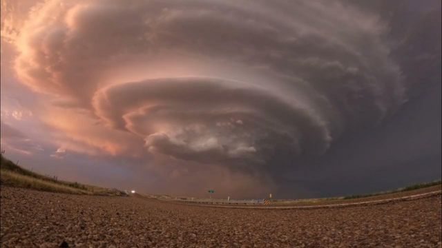 Central Oklahoma on Alert as Tornado Sirens Wail Amid Approaching Supercell