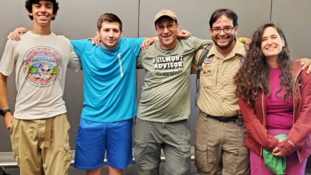 Jewish Scouts from New York and New Jersey Perform Life-Saving CPR at 30,000 Feet