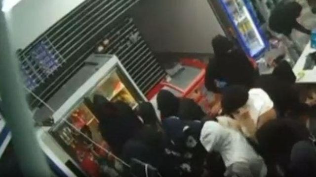 Shocking Footage Reveals a Mob Robbing a California Mini-mart During a Flash Heist Close to the Airport
