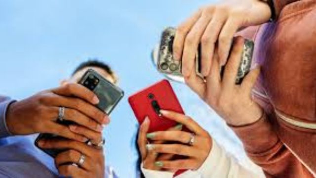 South Carolina Schools Might Soon Have Rules Against Cell Phones