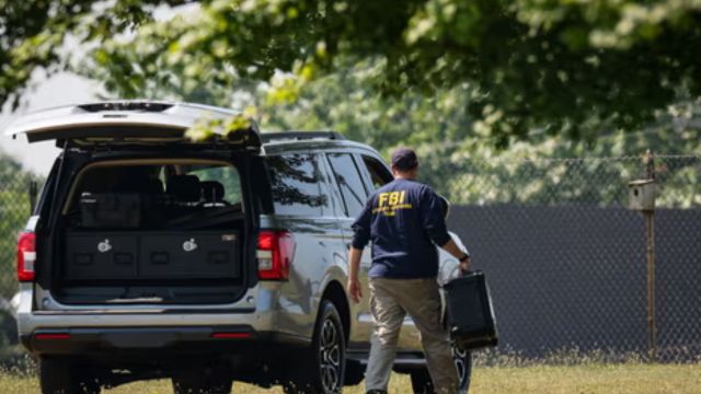 The Fbi Breaks Into the Phone of the Suspect in the Shooting at a Trump Event