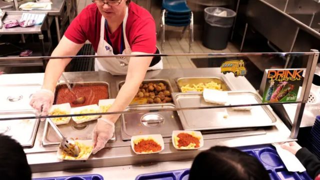 Massachusetts Raises Taxes on Millionaires to Fund Free Meals for Students