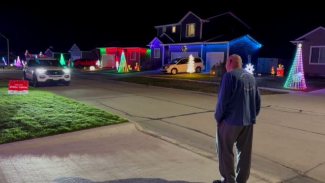 Iowa Man Spreads Holiday Cheer by Decorating Neighbor's Homes in Honor of Wife's Christmas Spirit