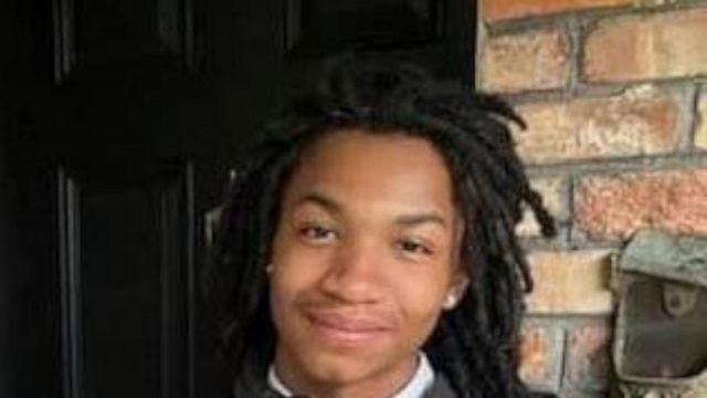 Family of Teen Killed in No-Knock Police Raid Files Lawsuit Against Alabama City