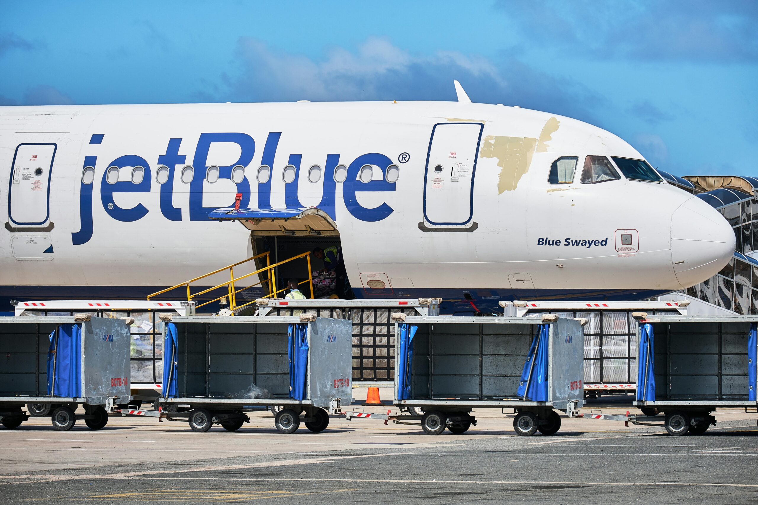 Two Dead Found in JetBlue Plane's Landing Gear Area After Flight from JFK to Florida