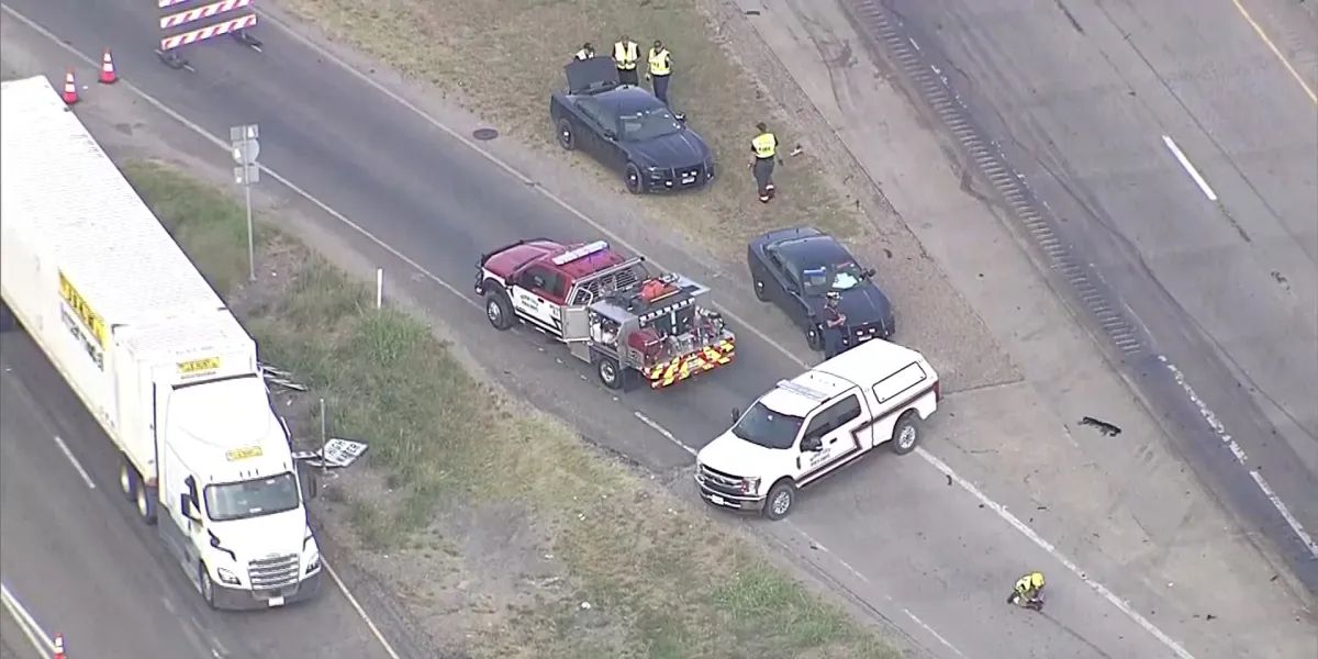 Crash Involving 18-wheeler Blocks Lanes on I-30, Spills Traffic Onto I-20 in Fort Worth