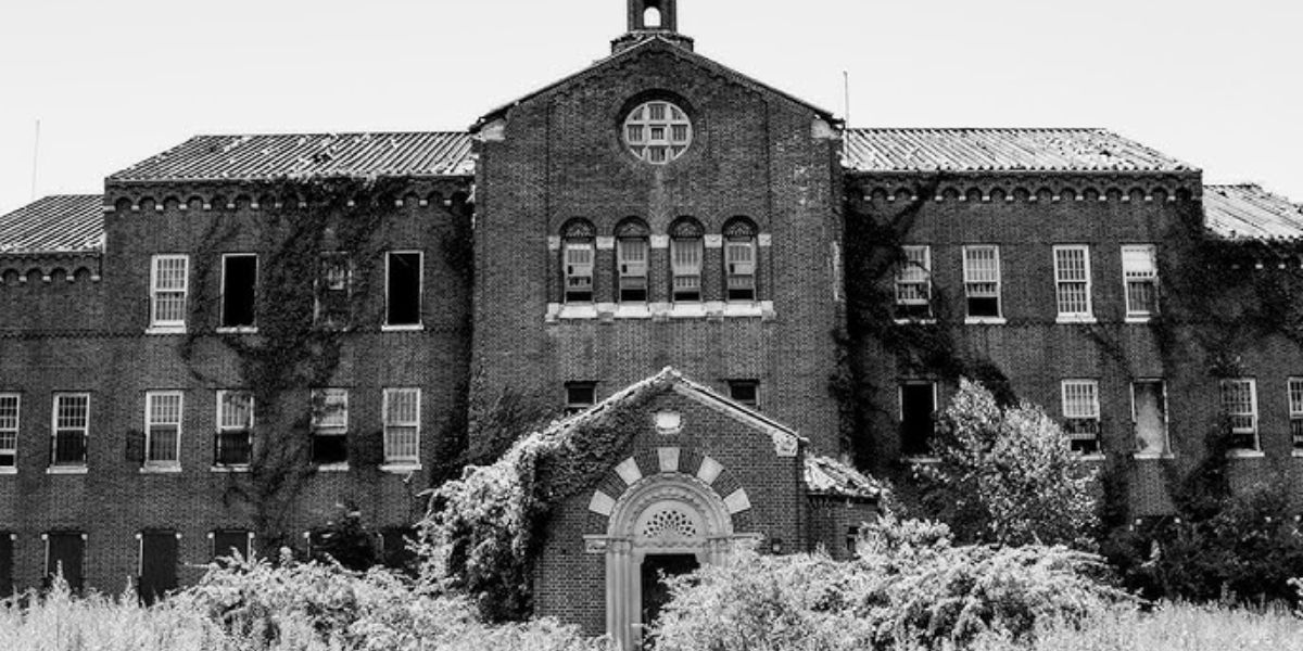 Indiana’s Abandoned Asylum A Haunting Reminder of Mental Health Neglect and Paranormal Mysteries