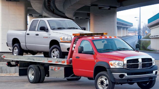 Texas Officials Clarify Car Towing Laws on Private Property