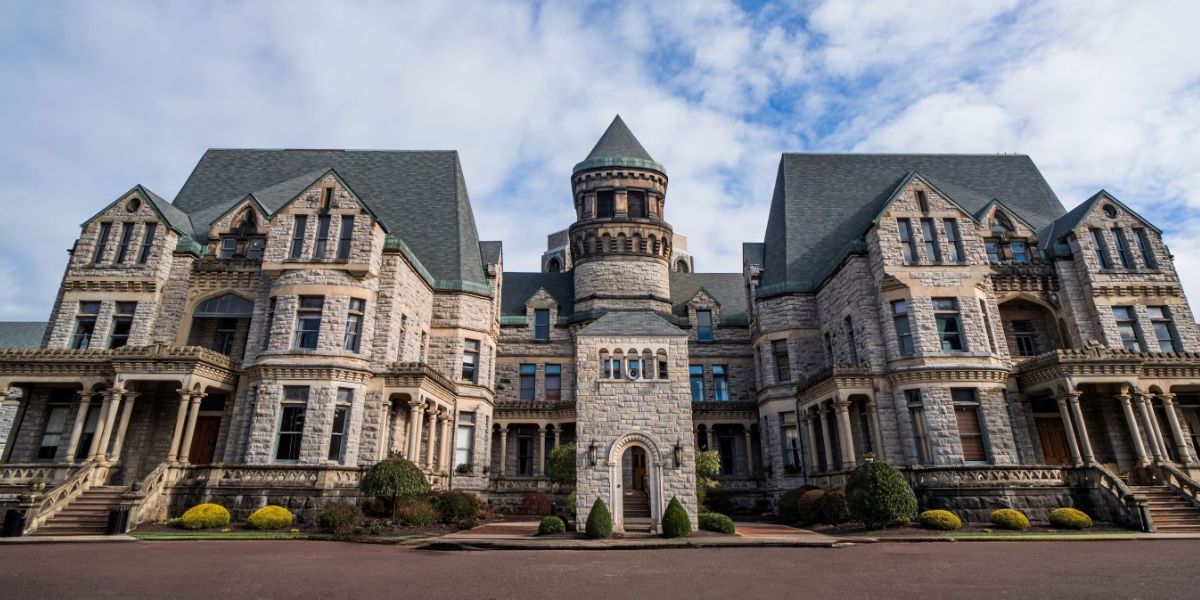 Step Inside if You Dare: The Chilling Ghost Stories of Ohio’s Most Haunted Prison