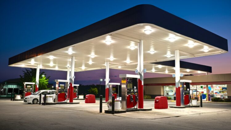 Bad news for Americans—filling up your gas tank will cost you $1 more if you pay with a credit card
