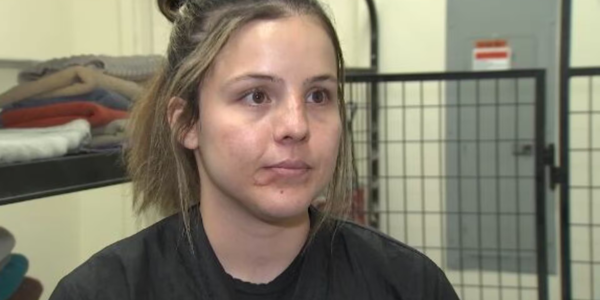 Dog Turns Violent at Grooming Salon, Owner Leaves Without Helping