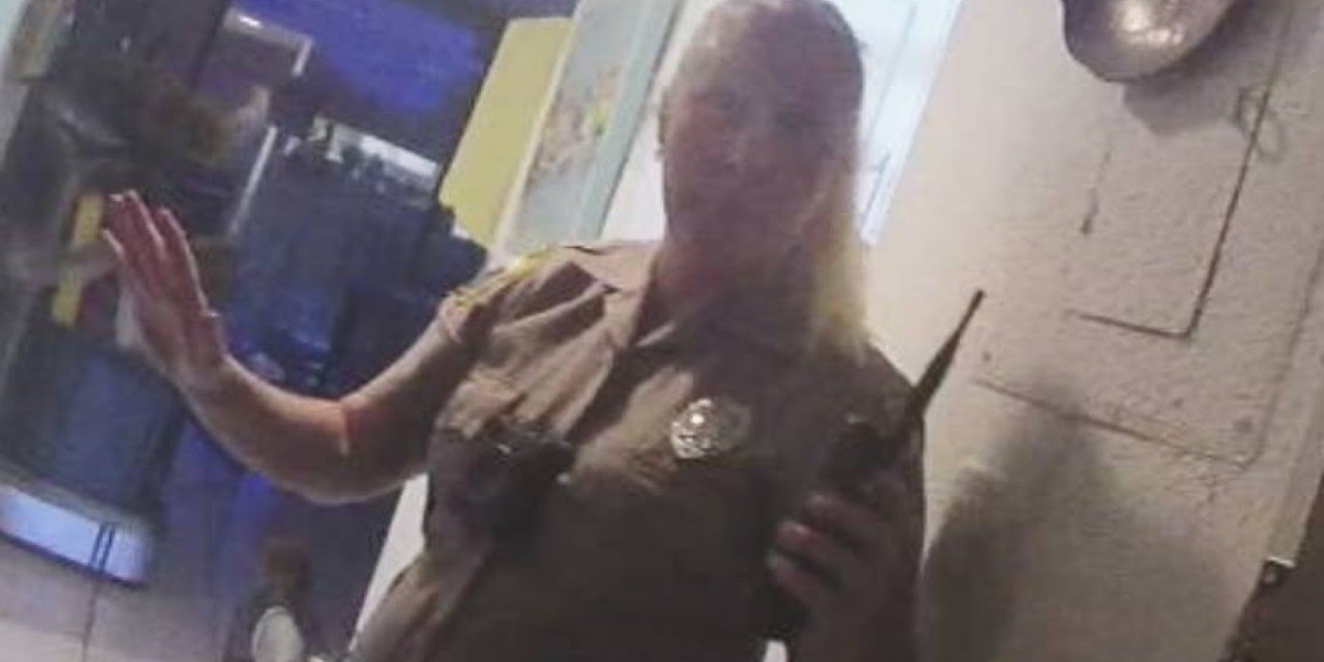 Feds: Sheriff's Deputy Had Illegal Relationship With 17-Year-Old, Then Threatened Her Life