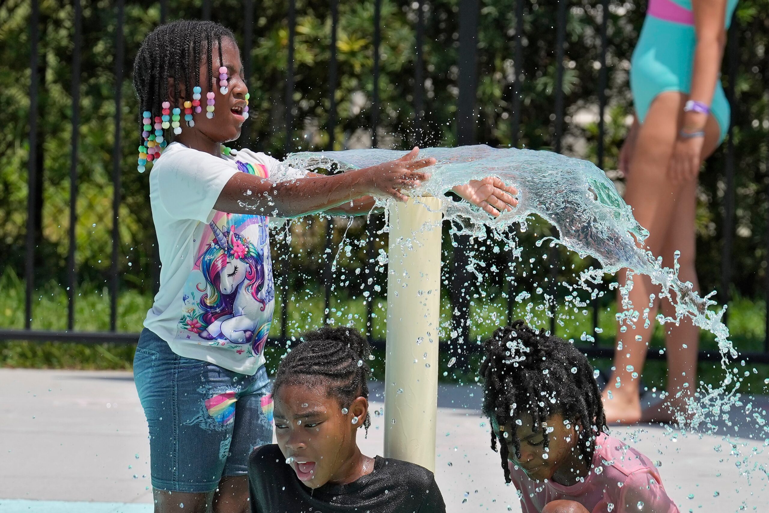 Record-breaking heat wave scorches Southeast US