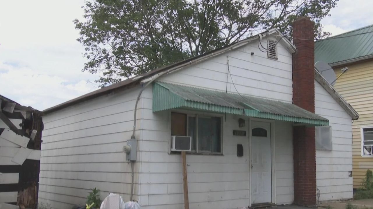 Pennsylvania Mom and Grandmother Charged After Children Found Living in Filthy, Unsafe Home Without Water