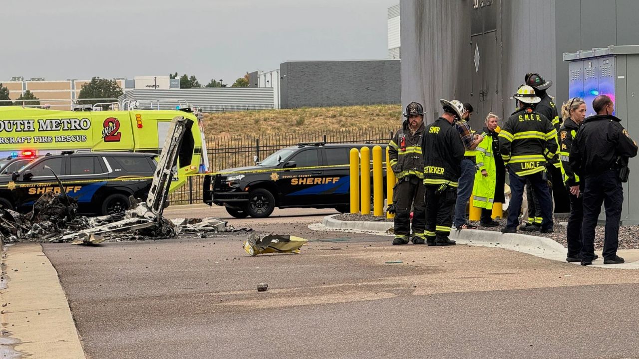 2 People Die in Small Plane Crash Near Denver Suburban Airport
