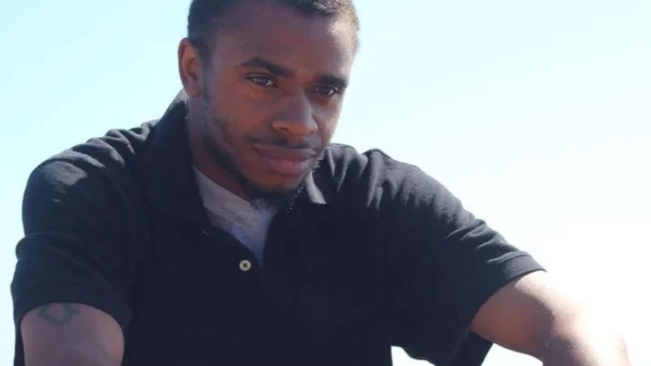 California Father Fatally Stabbed in Front of 8-Year-Old Son After School Pickup