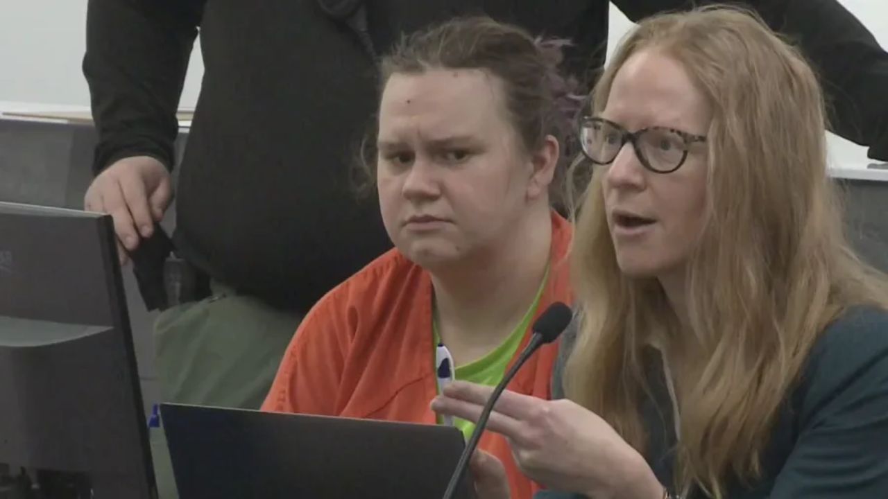 Iowa Woman Faces 50 Years for Newborn’s Death After Allegedly Ignoring Baby’s Cries and Abandoning Him in Trash