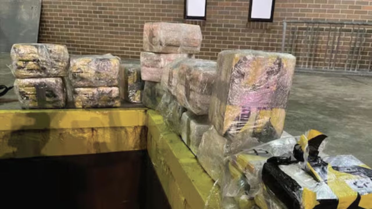 Michigan Officials Seize Nearly a Tonne of Cocaine and Methamphetamine Bound for Canada