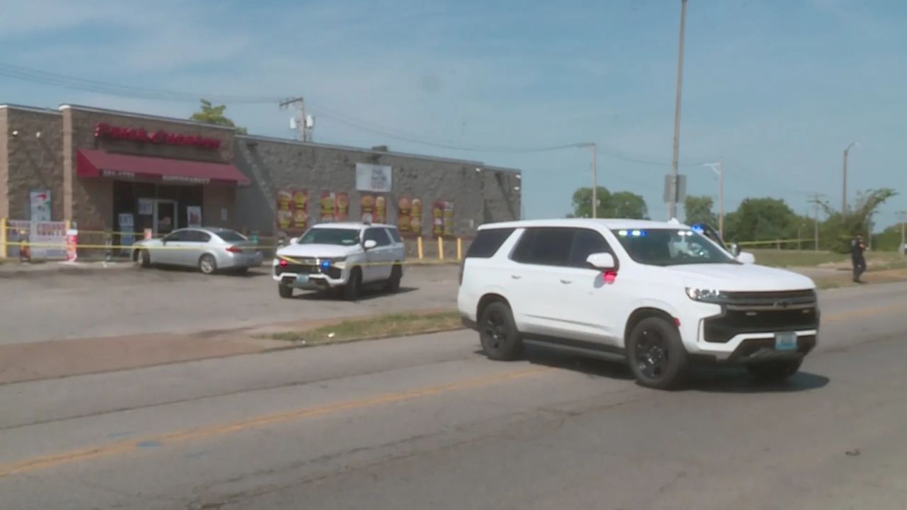 Woman Stabbed During Robbery in South St. Louis, Suspect Still at Large