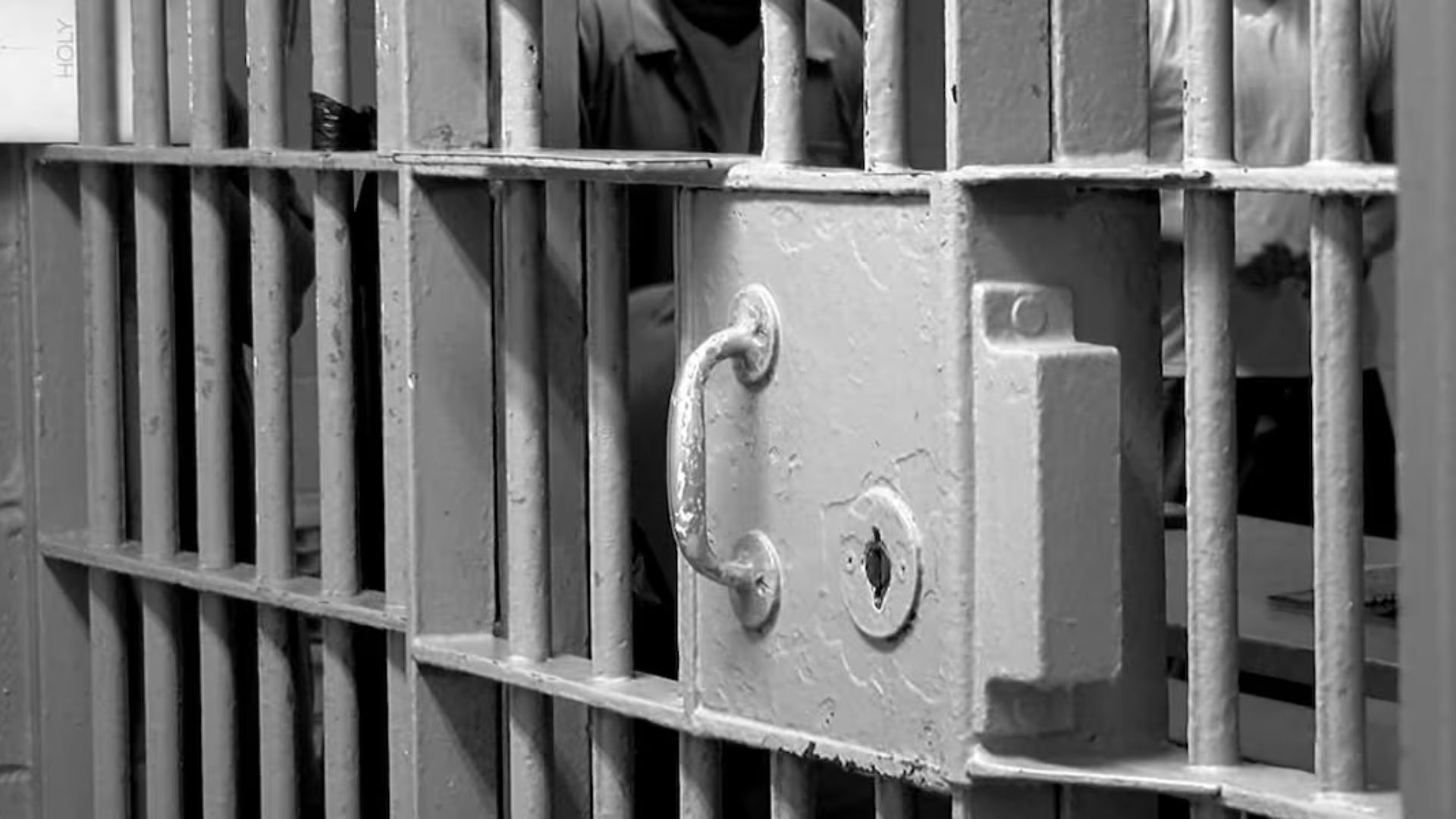 30 Arrested in Massive Middle Georgia Drug Bust – GBI Uncovers Pounds of Drugs, Multiple Firearms