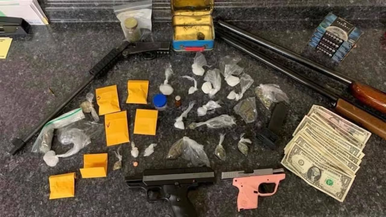 Five Arrested After Early-Morning Traffic Stop Uncovers Drugs, Stolen Gun, and Outstanding Warrants in Laredo