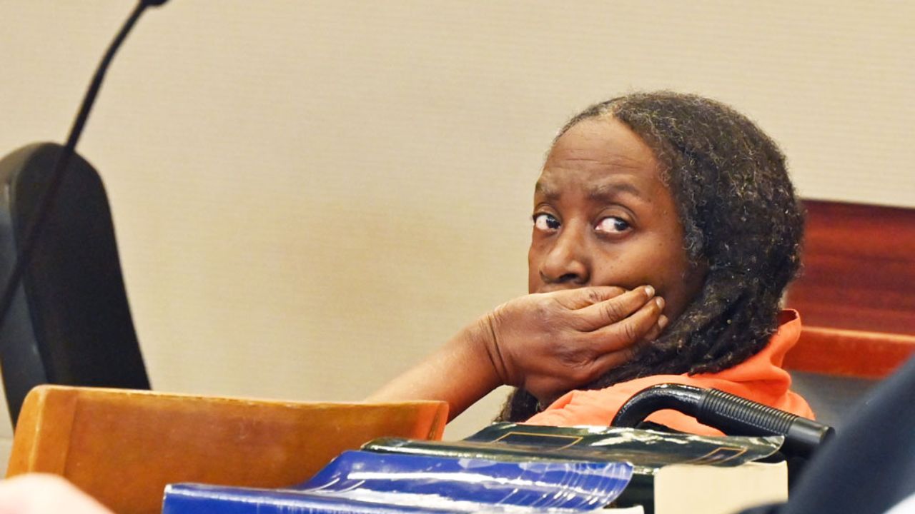 Florida Woman Sentenced to Prison After Starving and Neglecting 88-Year-Old Mother Found Emaciated in Horrific Conditions