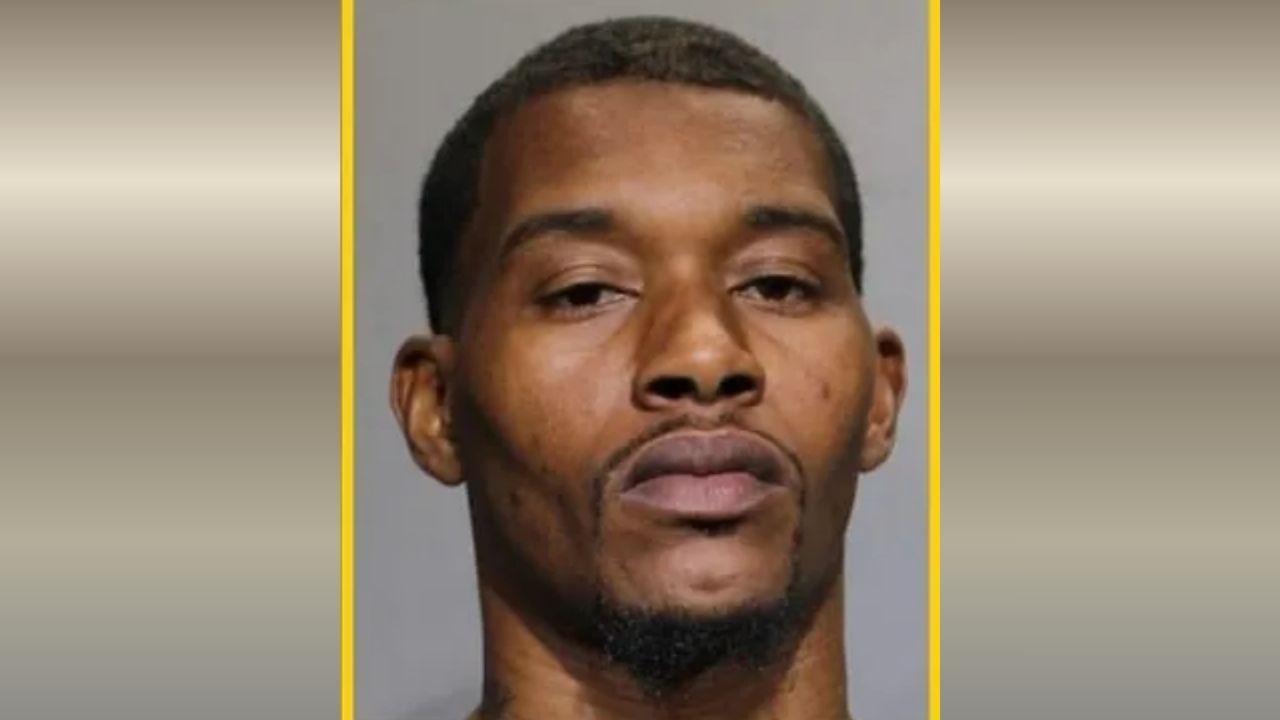 Holiday Hill Drug Bust: Convicted Felon Arrested After Police Seize Guns and Nearly 1.8 Kilos of Illegal Drugs, JSO Says