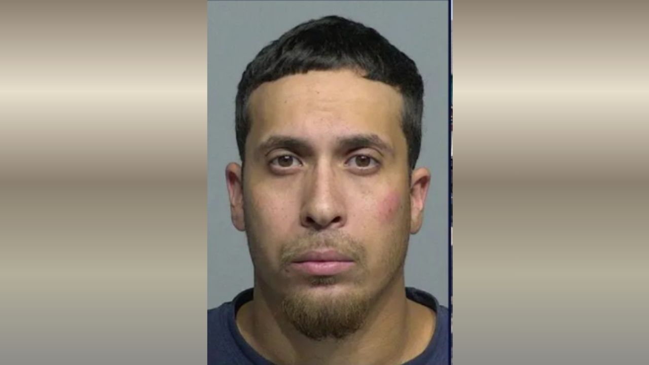 Man Accused of Fatally Shooting Father During Argument in Milwaukee Gangway