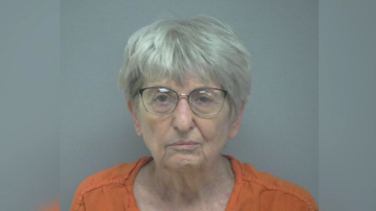 South Carolina Woman, 82, Charged with Husband’s Murder Released on Bond and Allowed to Move to Hawaii