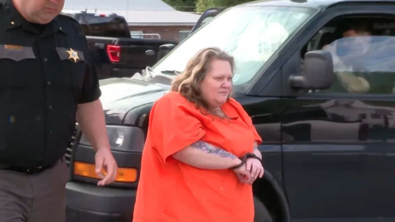 West Virginia Mother Convicted After 14-Year-Old Daughter Found Dead in “Skeletal State”