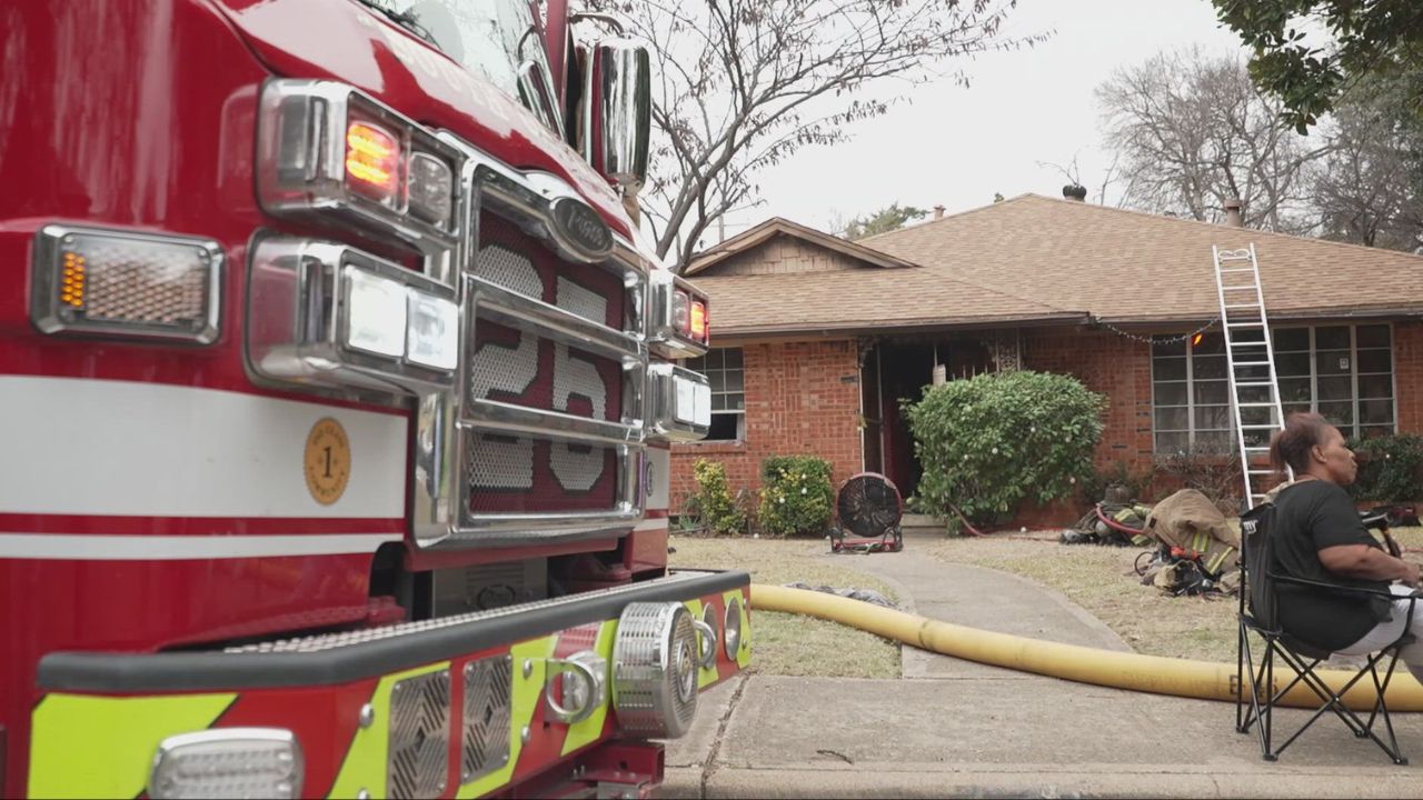 Dallas Man in His 70s Dies While Trying to Rescue Wife From Burning Home