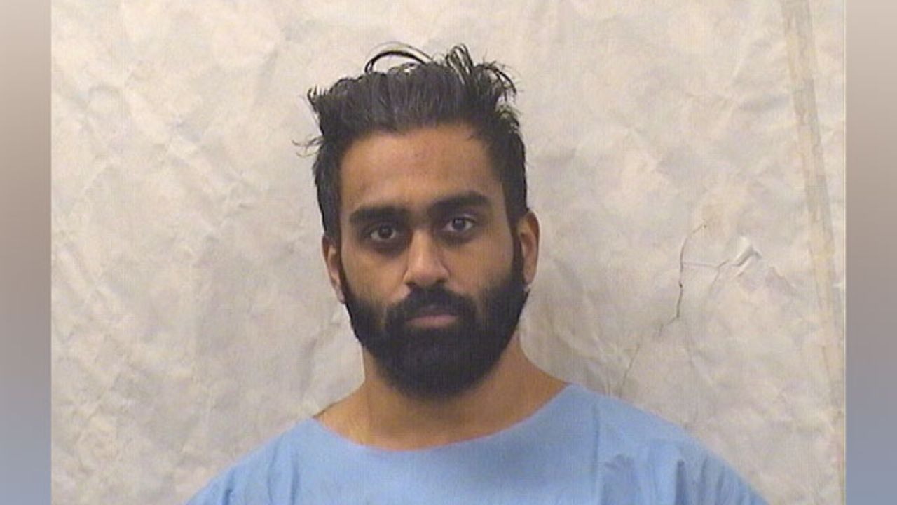 Man Called Mother to ‘Go Check’ on Father After Allegedly Killing Him With Sledgehammer, Prosecutors Say