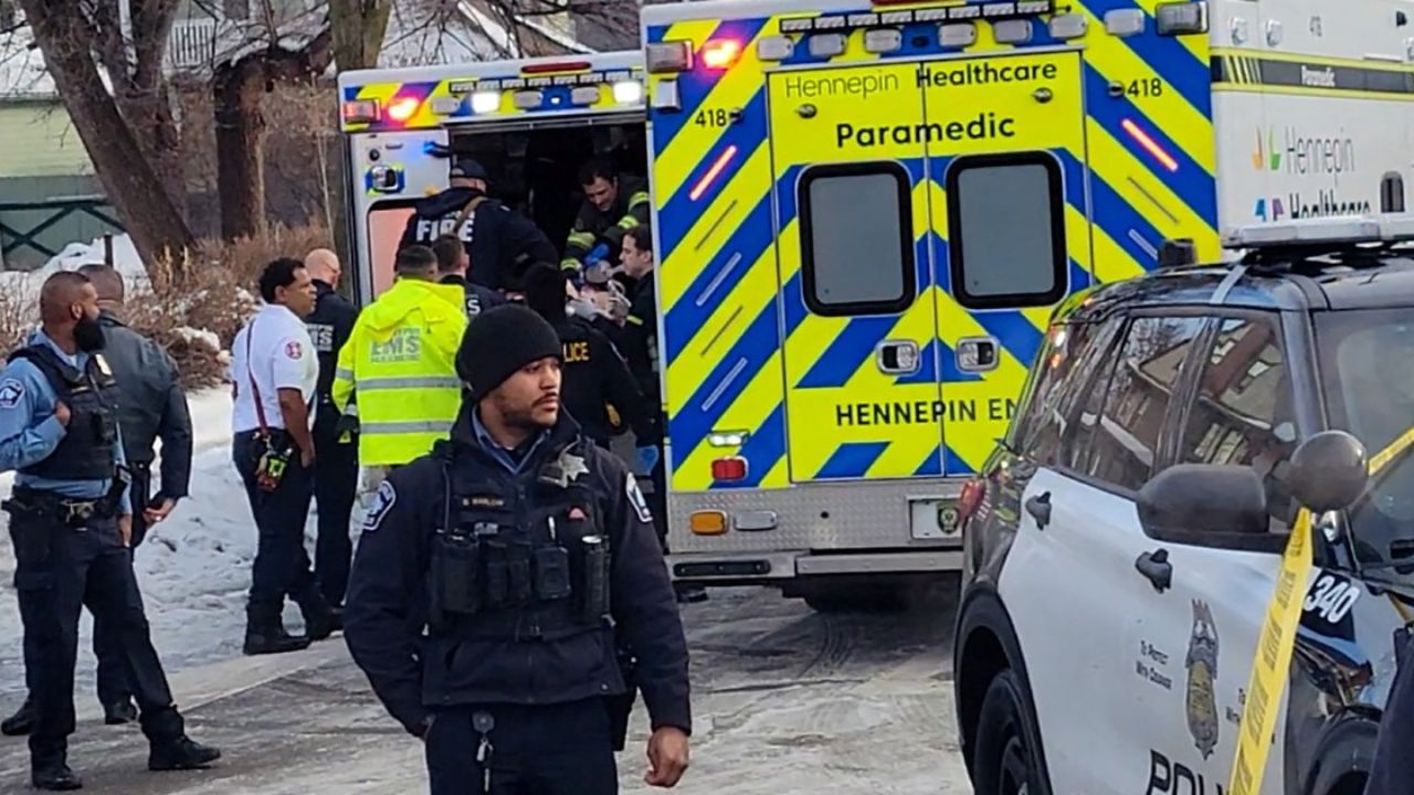 Use-of-Force Expert Says ICE Agent May Have Violated Police Standards in Minneapolis Shooting